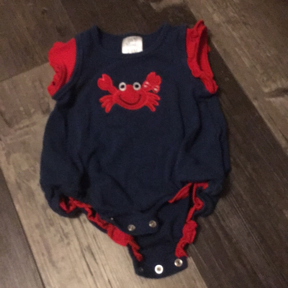 Infant girl crab bubble